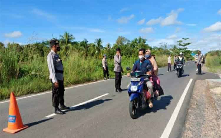Polsek Pulau Petak Disiplinkan Penerapan Prokes Lewat Operasi Yustisi