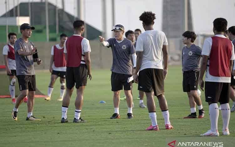Shin Tae-yong Panggil Muhammad Riyandi Perkuat Sektor Kiper