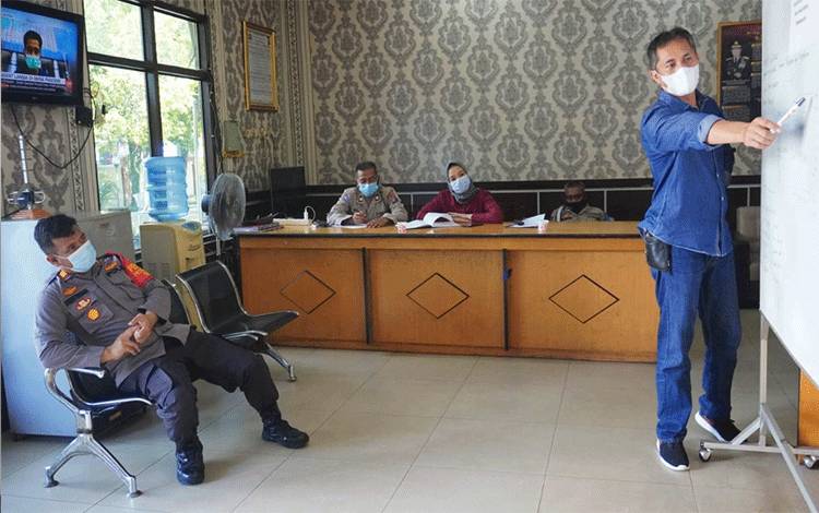 Polsek Pahandut Gelar Perkara Dugaan Tindak Pidana Penipuan Rp 400 Juta