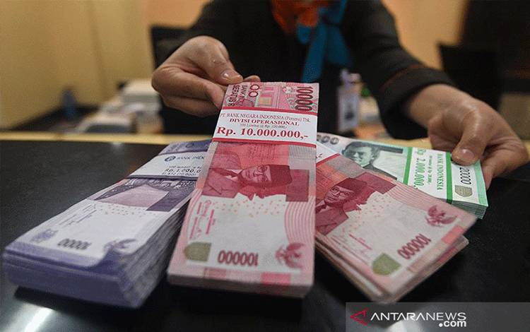 Rupiah Ditutup Melemah Seiring Spekulasi Kenaikan Suku Bunga The Fed