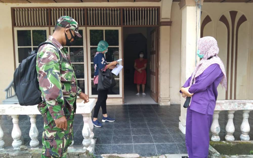 Tim PPKM Mikro Kelurahan Palangka Rutin Meninjau Kegiatan Masyarakat