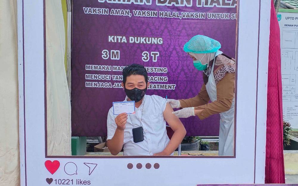 Vaksinasi Covid-19 untuk Masyarakat Umum di Sukamara Dimulai