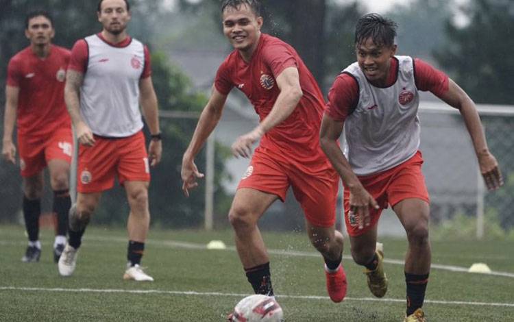 Tidak ada Tim Liga 1 Bermain di Stadion Kandang