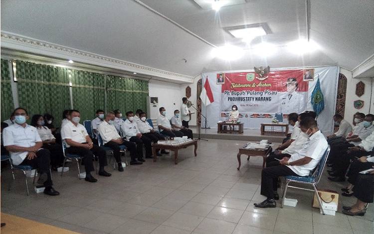 Plt Bupati Pulang Pisau Beri Arahan bagi Kepala OPD