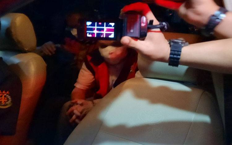 Kejagung Tahan 4 Tersangka Korupsi Anak Perusahaan Antam