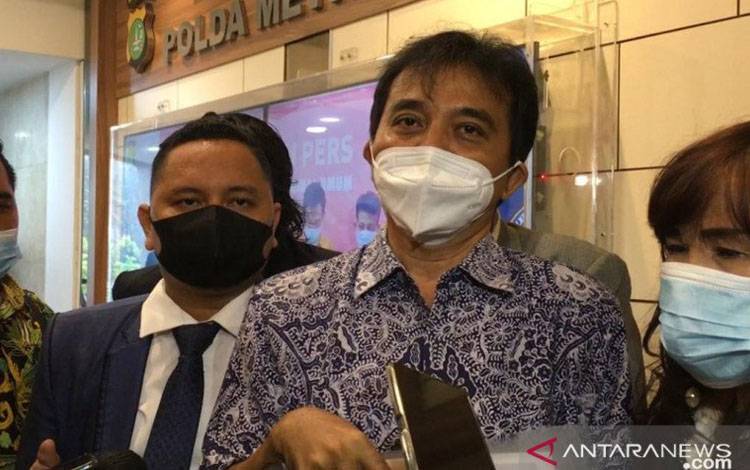 Roy Suryo Kaji Gugatan Perdata kepada Lucky Alamsyah
