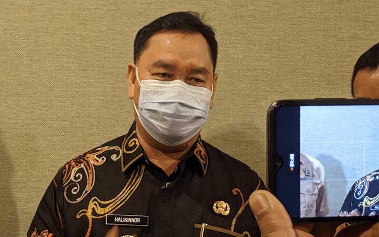 Bupati Kotim: Penanganan Jalan Rusak Jadi Perhatian Serius Pemkab