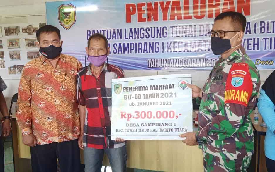 Danramil Benangin Pastikan Langsung Keamanan Penyaluran BLT DD