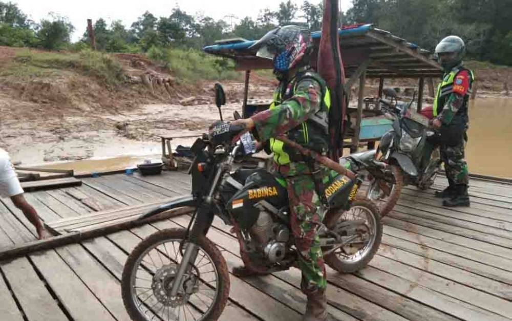 Perjuangan Babinsa Rungan Cegah Karhutla