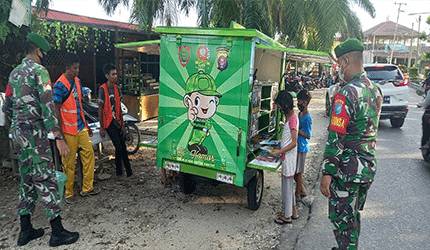 Melalui Sikomos, Babinsa Ingin Minat Baca Anak Meningkat