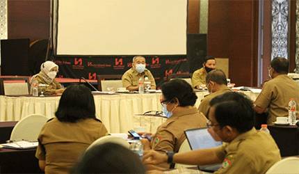 Asisten II Jadi Narasumber Sosialisasi Sistem Online Single Submission Perizinan Berusaha Berbasis Risiko