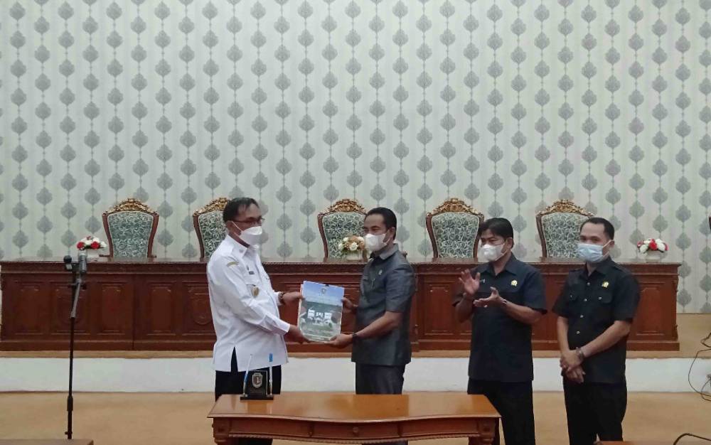 DPRD Katingan Paripurna Penandatanganan Nota Kesepakatan Rancangam Awal Perubahan RJMD 2018-2023