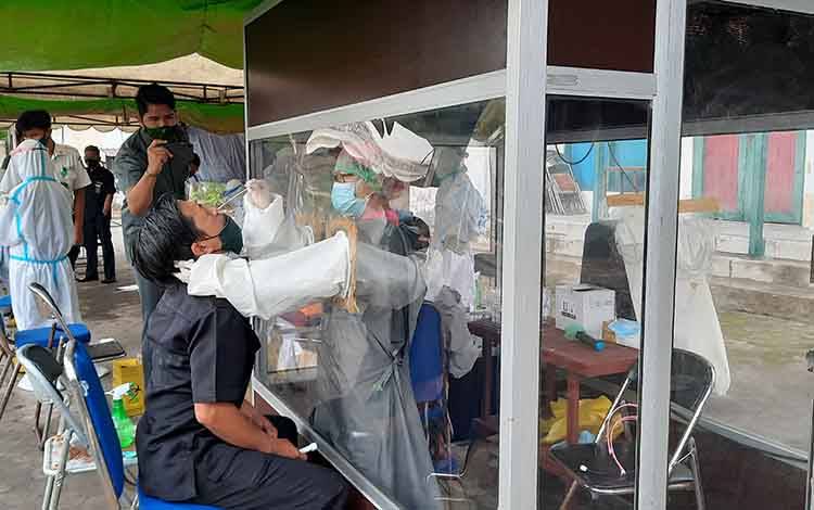 Sekda Pulang Pisau Minta Penguatan Kelembagaan Hingga RT Tekan Covid 19