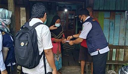 Lurah Selat Utara Sosialisasikan Vaksinasi Covid-19 Bagi Lansia