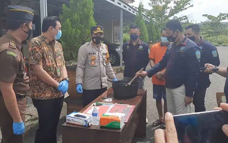Polres Gumas Musnahkan Sabu