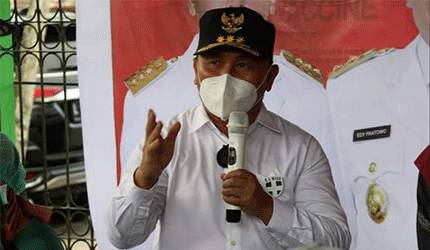 Gubernur Kalteng Minta Bupati dan Wali Kota Awasi Pelaksanaan Vaksinasi