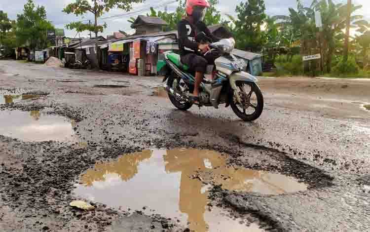 Jalan Kapten Mulyono Sampit Rawan Menimbulkan Korban Lagi