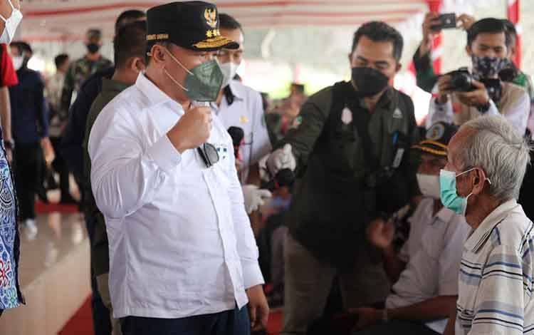 Gubernur Kalteng Minta Kepala Sekolah Ajak Wali Murid Vaksinasi