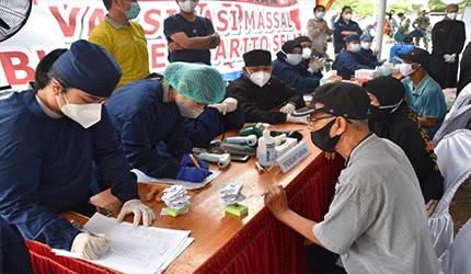 Pemerintah Dorong Cakupan Vaksin 70 Persen