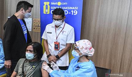 Menparekraf Sandiaga Uno Imbau Tidak Pilih-pilih Vaksin