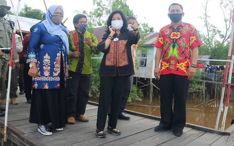 Taty Narang Minta SOPD Lakukan Inovasi dan Strategi Baru
