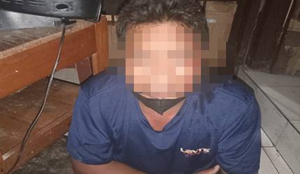 Terduga pelaku pencurian diamankan di Mapolsek katimgan Hilir.
