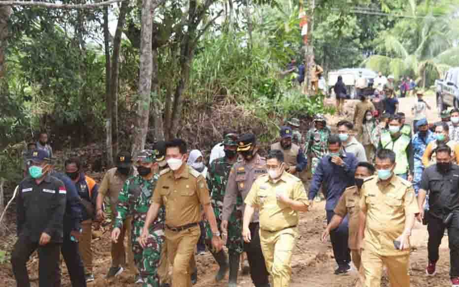 Pembukaan Jalan Program TMMD Sangat Besar Manfaatnya bagi Warga Desa Karamuan