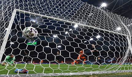 Benamkan Austria 2-0, Belanda ke-16 Besar Euro 2020