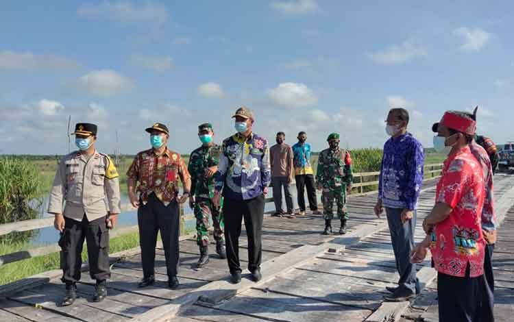 Bandan Jalan Arah Jembatan Jelai akan Dibangun Perusahaan