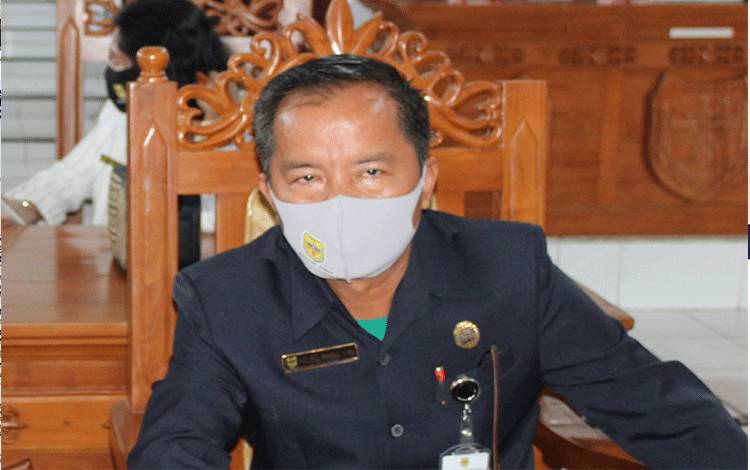 Anggota DPRD Gunung Mas Ajak Masyarakat Lawan Pandemi Covid-19