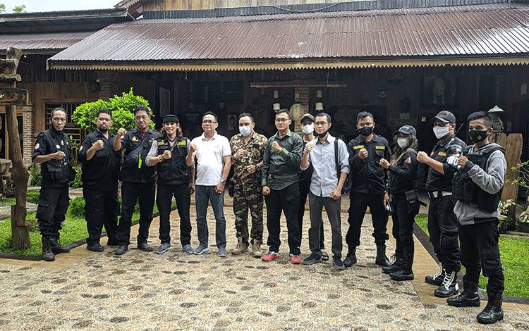 Ormas Dayak Kotim: Jangan Tebang Pilih Membasmi Peredaran Miras