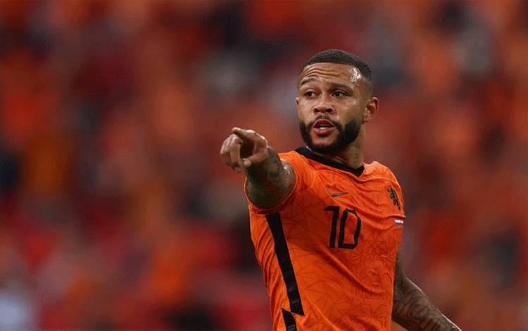 Memphis Depay Dibeli Barcelona