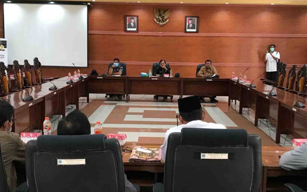 DPRD Kapuas Gelar Rapat Dengar Pendapat Dengan LSM Forum Pemuda Reformasi
