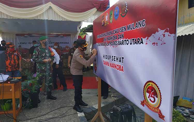 RT 7 Kelurahan Lanjas Dicanangkan Sebagai Lewu Isen Mulang Anti Narkoba dan Lewu Pancasila