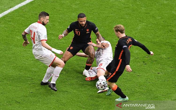 Belanda Sapu Bersih Fase Grup dengan Babat Makedonia Utara 3-0
