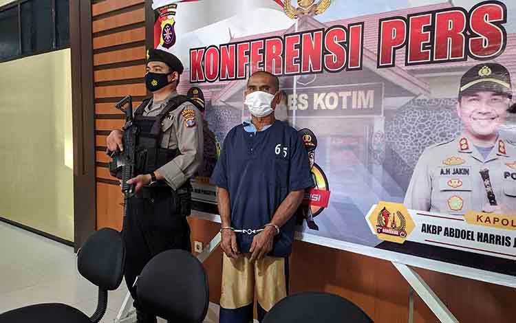 Tersangka Pencabulan ini Mengaku Masih Sering Berhubung dengan Istri