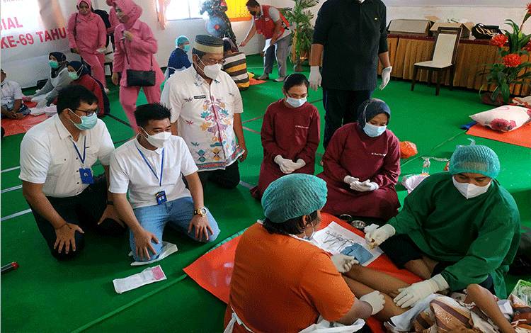 KNPI Seruyan Gelar Sunatan Massal