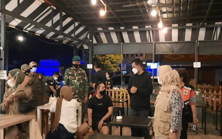 4 Kafe di Palangka Raya Diberikan Teguran Tertulis
