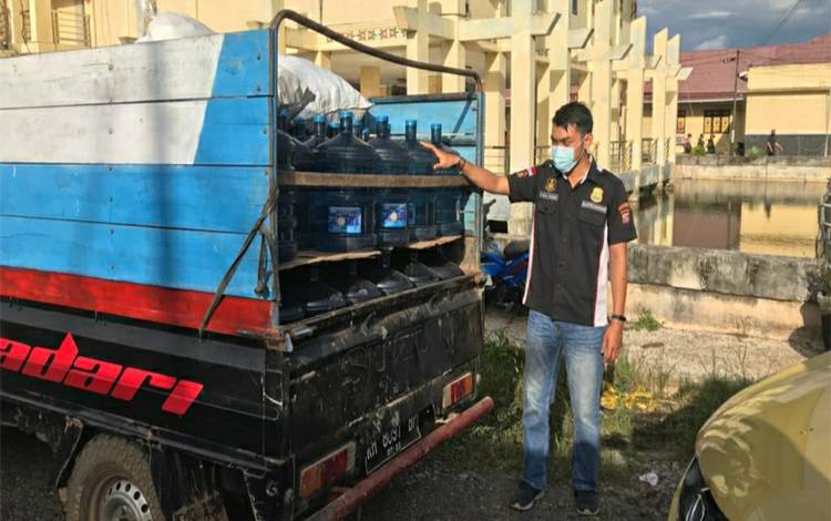 Pemilik Depot Air Minum Isi Ulang Diamankan Polisi di Kapuas