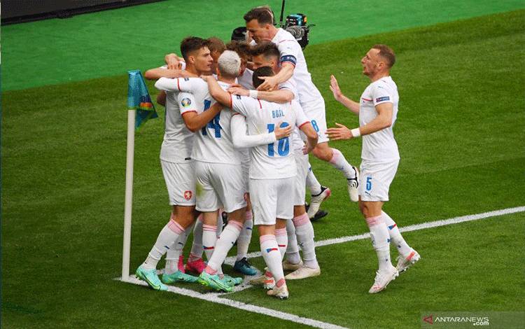Timnas Ceko Latihan Menembak Jelang Laga 16 Besar Euro 2020