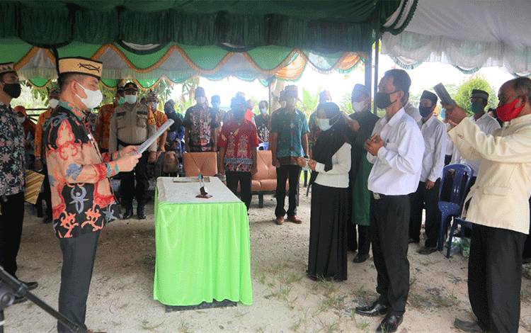 Giliran Anggota BPD dari 4 Desa di Kecamatan Bataguh Resmi Dilantik
