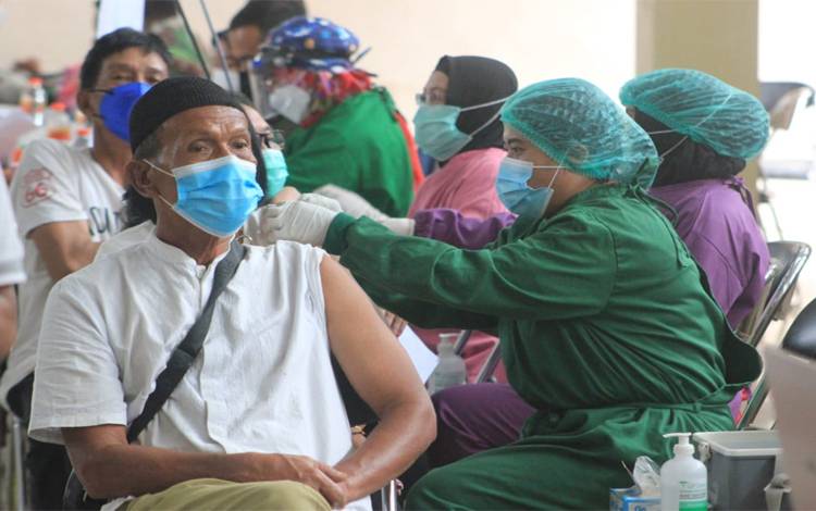 19,28 Persen Lansia di Palangka Raya Tuntas Jalani Vaksinasi