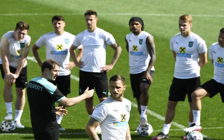 Franco Foda Kini Alihkan Perhatian ke Piala Dunia Qatar
