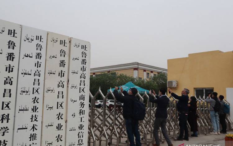 Ukraina Mundur dari Kesepakatan Bersama Tentang Xinjiang