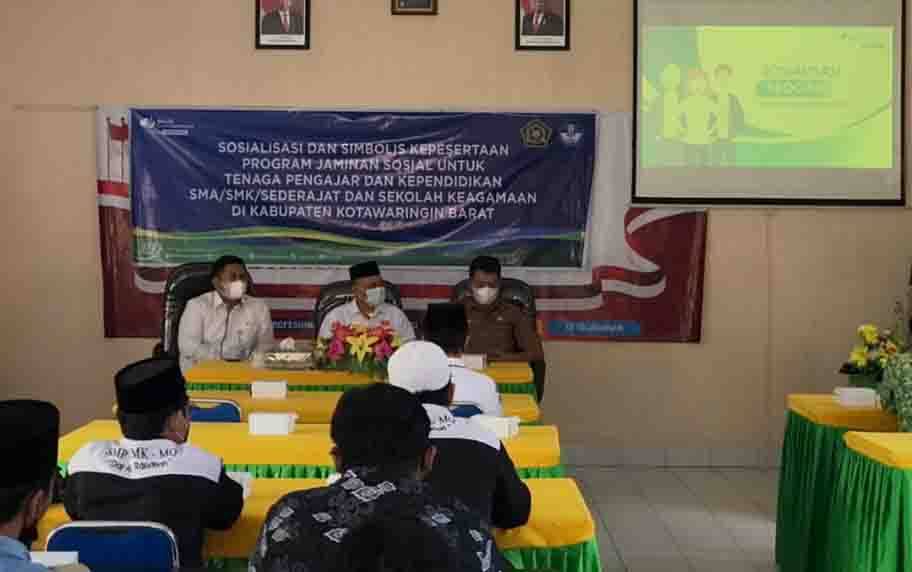 BPJAMSOSTEK Beri Perlindungan Sosial untuk Guru dan Ustadz