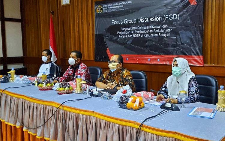 Sekda Seruyan Buka Focus Group Discussion Bahas soal ini