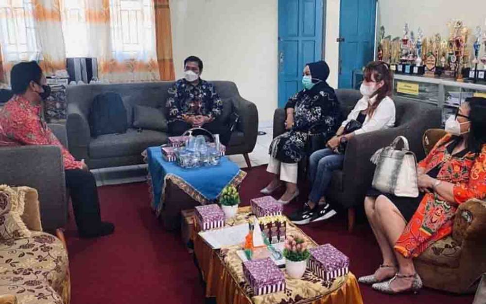 Waket III DPRD Kalteng Pantau Kesiapan PTM di SMKN 1 Kahayan Hilir