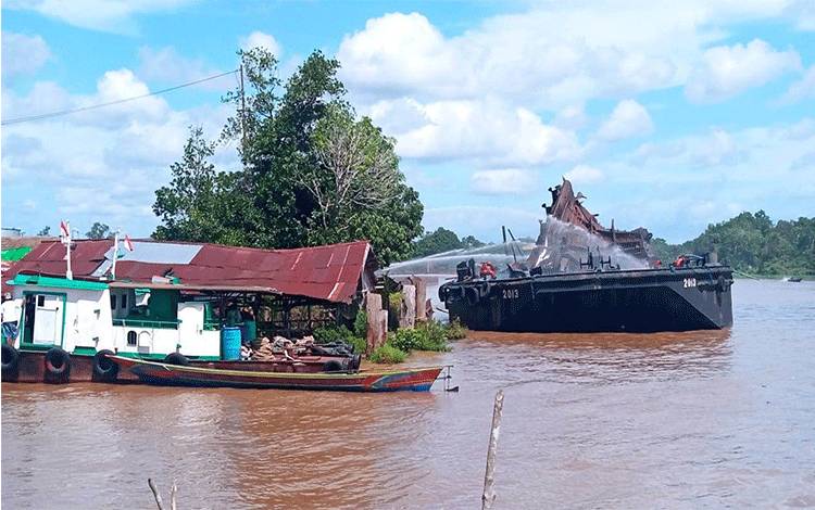 Tongkang Korindo Meledak, Sebagian Rumah Warga Rusak