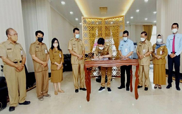 Pemkab Barito Utara dan Kejaksaan Negeri Tandatangani MoU Terkait Hukum Perdata dan Tata Usaha Negara