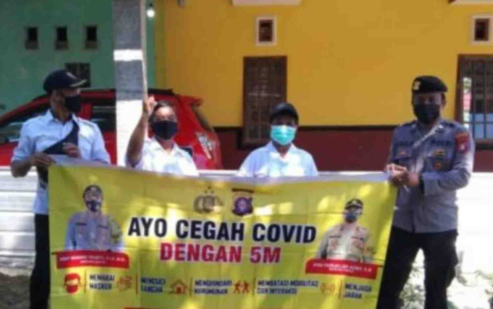Polsek Timpah Intensifkan Beri Edukasi Penerapan Protokol Kesehatan ke Warga